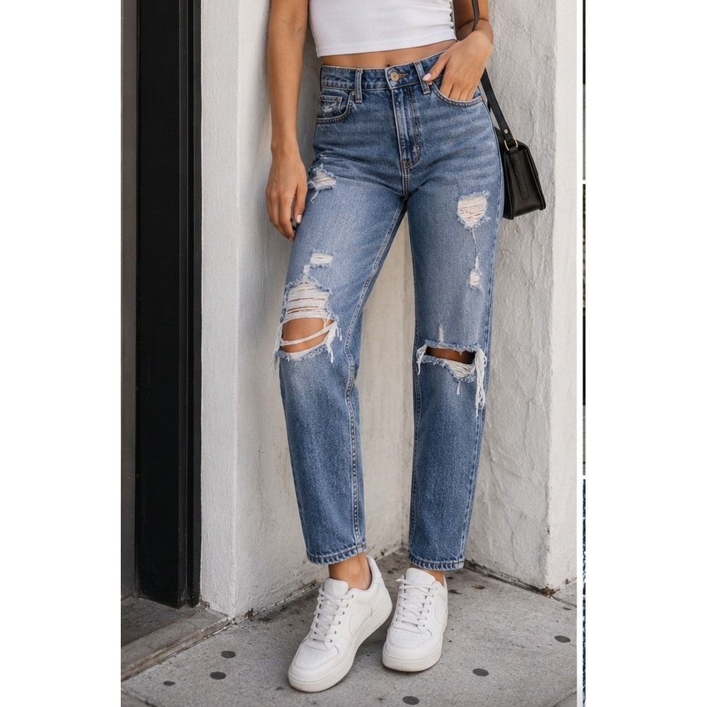 Hollister Ultra High Rise Mom Jeans 26 Distressed